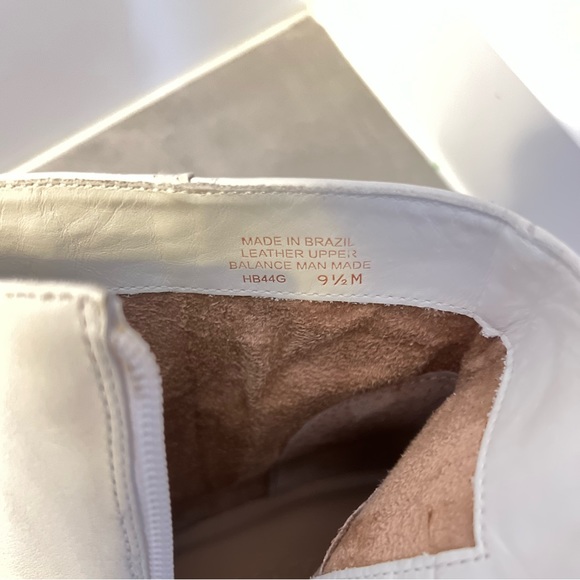 BERNARDO Bowery Bootie in Eggshell - Picture 5 of 5